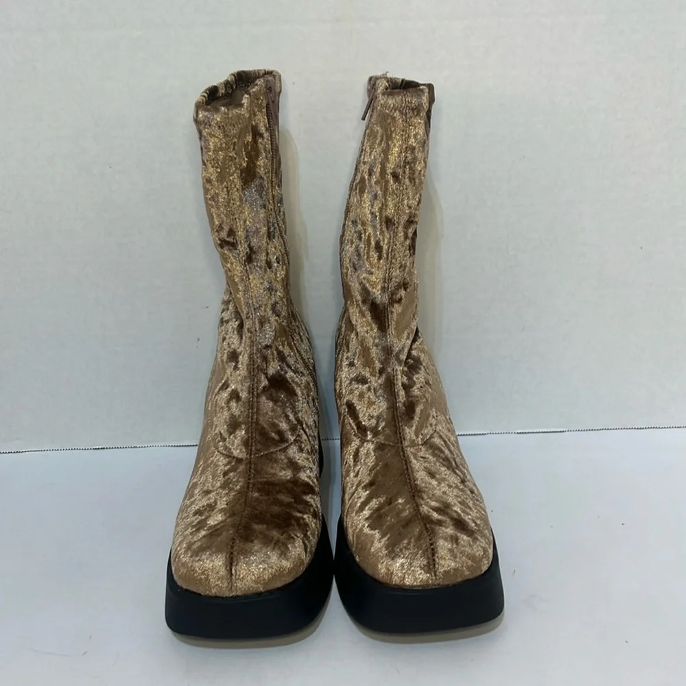 NWOB Steve Madden Klayton Velvet‎ Platform Mid Boots Size 7 - Picture 2 of 6